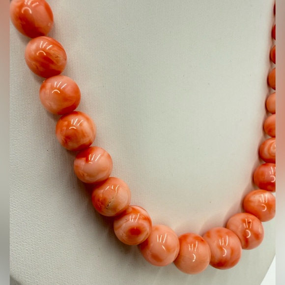 Genuine Angel Skin Coral Necklace 16” Blush Pink Beads Gold Tone Clasp 51.8g - Picture 5 of 17